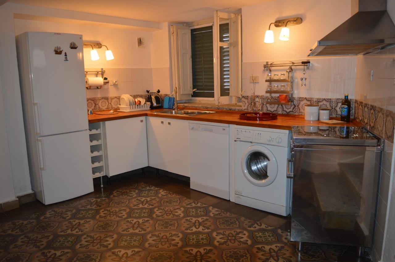 פלרמו Mondello Beach Luxury Apartments מראה חיצוני תמונה