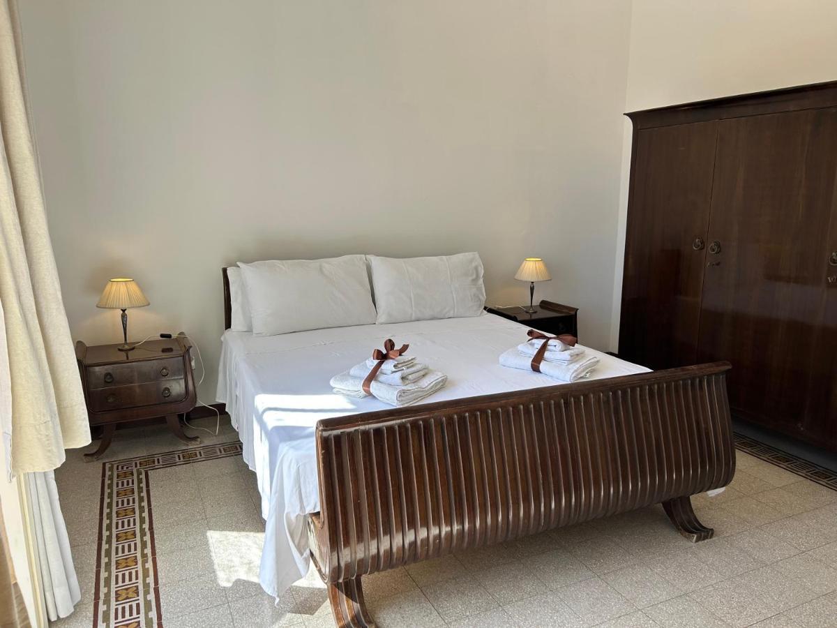 פלרמו Mondello Beach Luxury Apartments מראה חיצוני תמונה