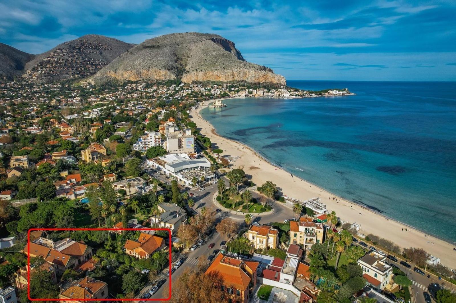 פלרמו Mondello Beach Luxury Apartments מראה חיצוני תמונה