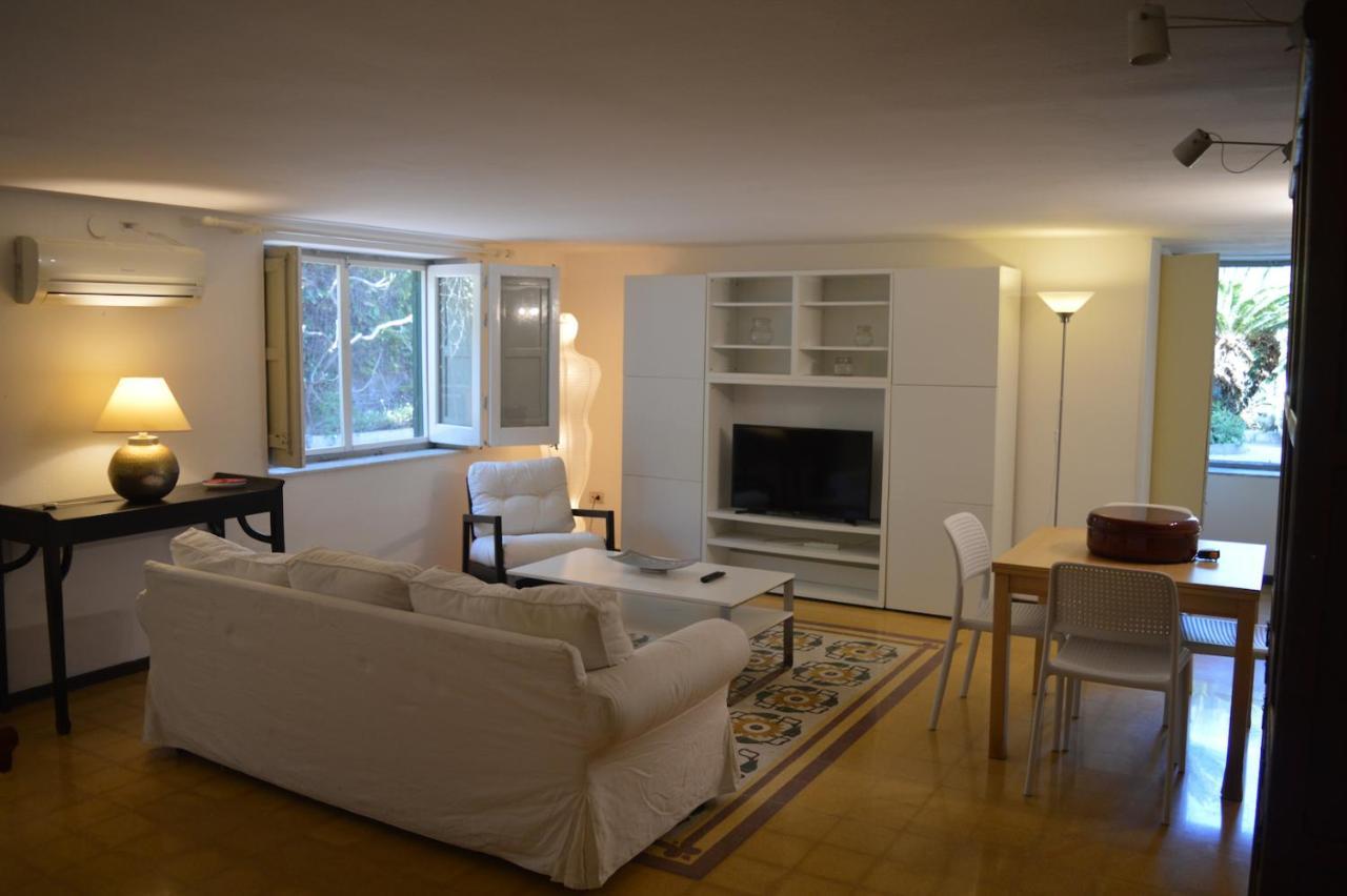 פלרמו Mondello Beach Luxury Apartments מראה חיצוני תמונה